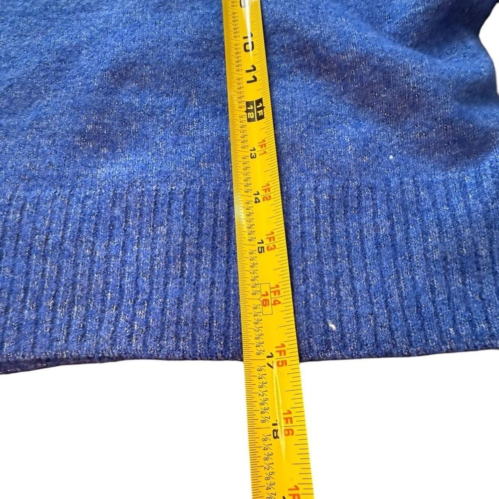 A177- Blue cropped sweater with embroidered yin yang design #cropped sweater - Picture 5 of 6